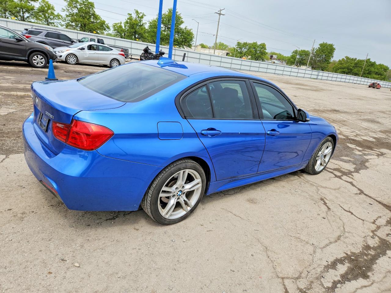 2014 BMW 328 Xi - zdjęcie 3