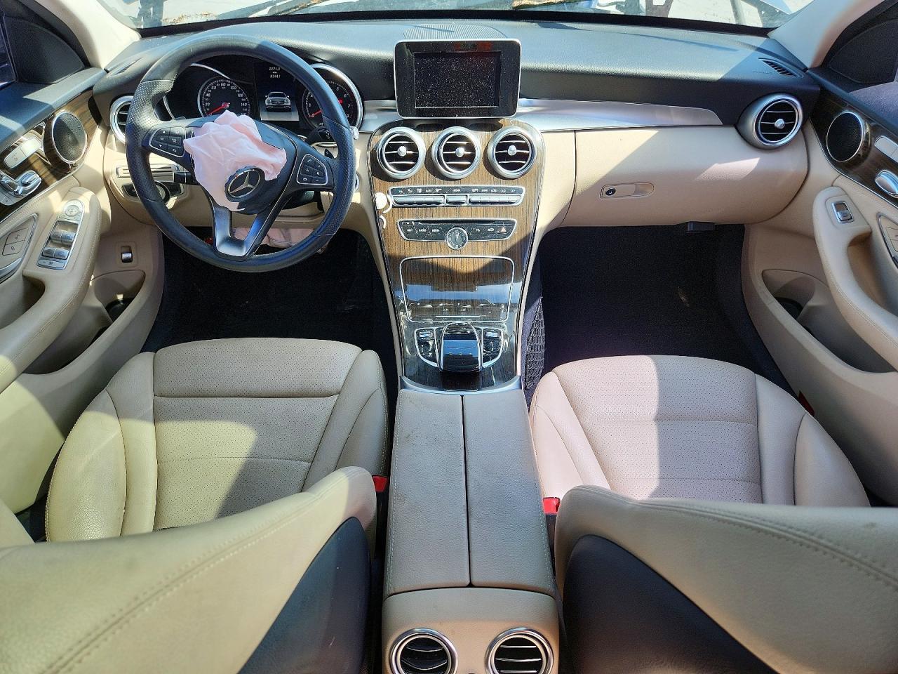 2016 Mercedes-Benz C 300 - zdjęcie 8