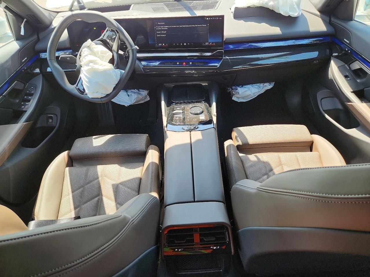 2025 BMW I5 xDrive 40 - zdjęcie 8