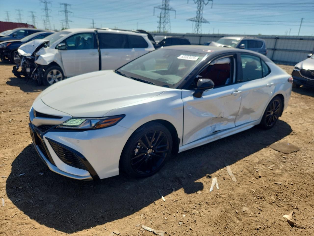 2023 Toyota Camry Xse - zdjęcie główne
