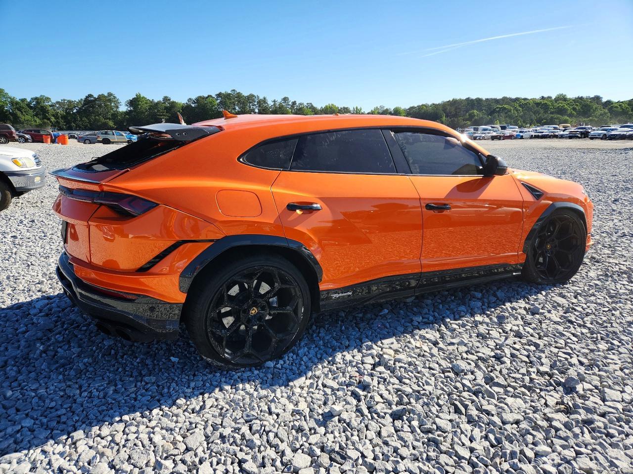 2024 Lamborghini Urus Performante - zdjęcie 3