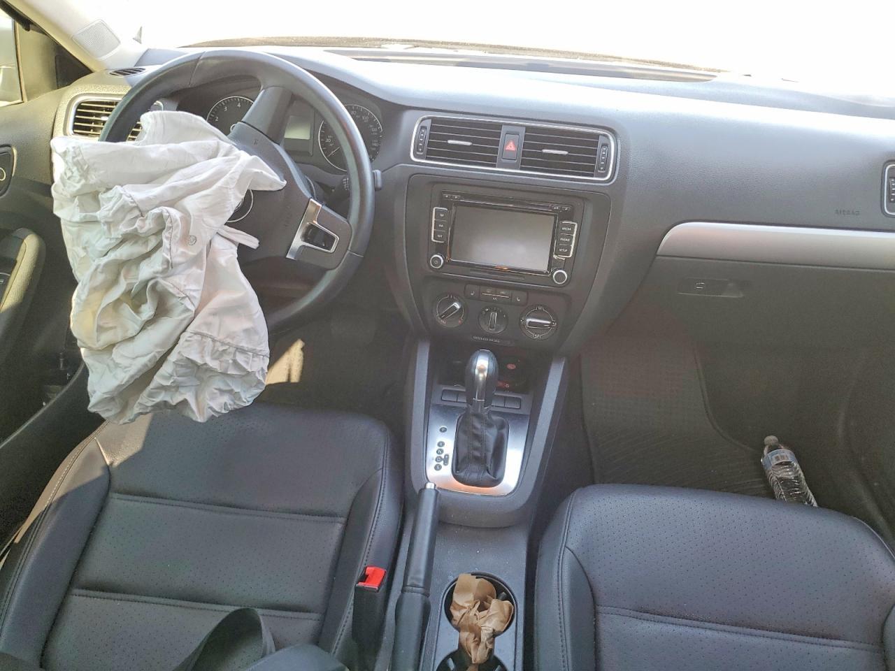 2013 Volkswagen Jetta Se - zdjęcie 8