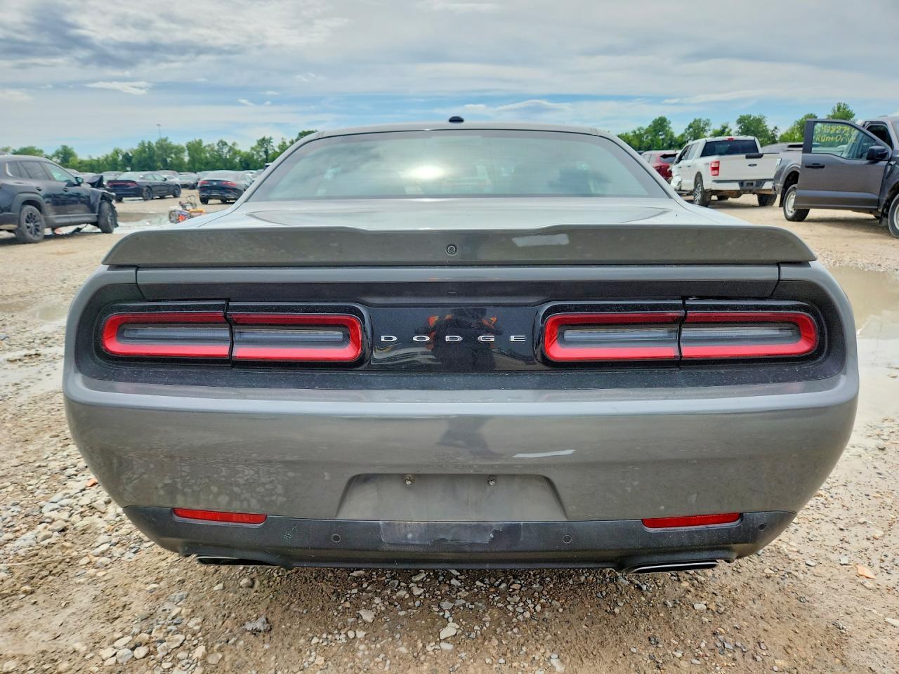 2019 Dodge Challenger R - zdjęcie 6