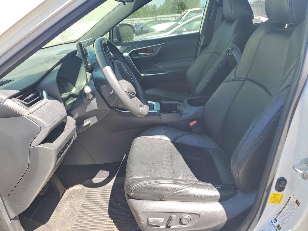 2022 Toyota Rav4 Se - zdjęcie 7