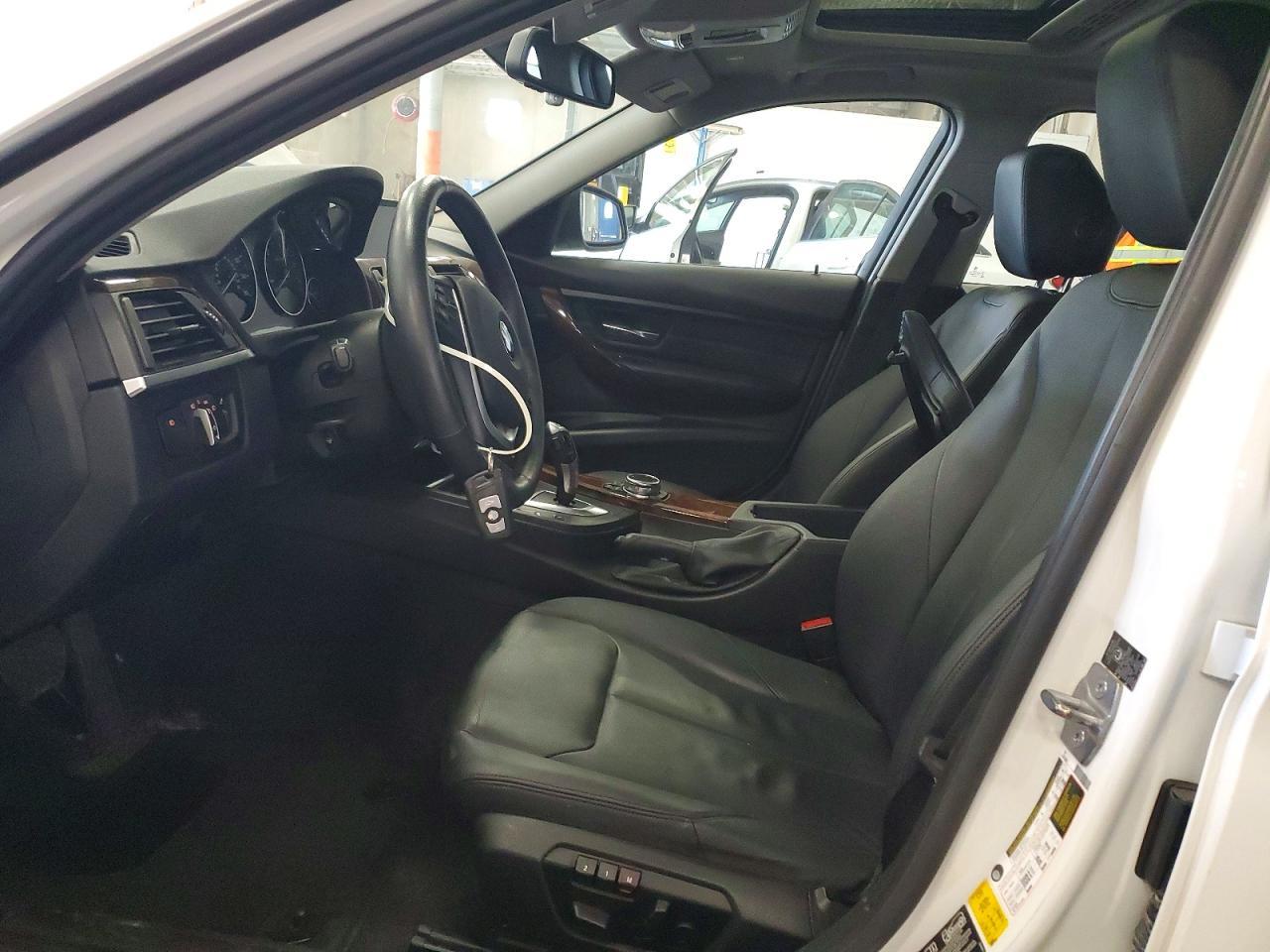 2014 BMW 328 Xi - zdjęcie 7