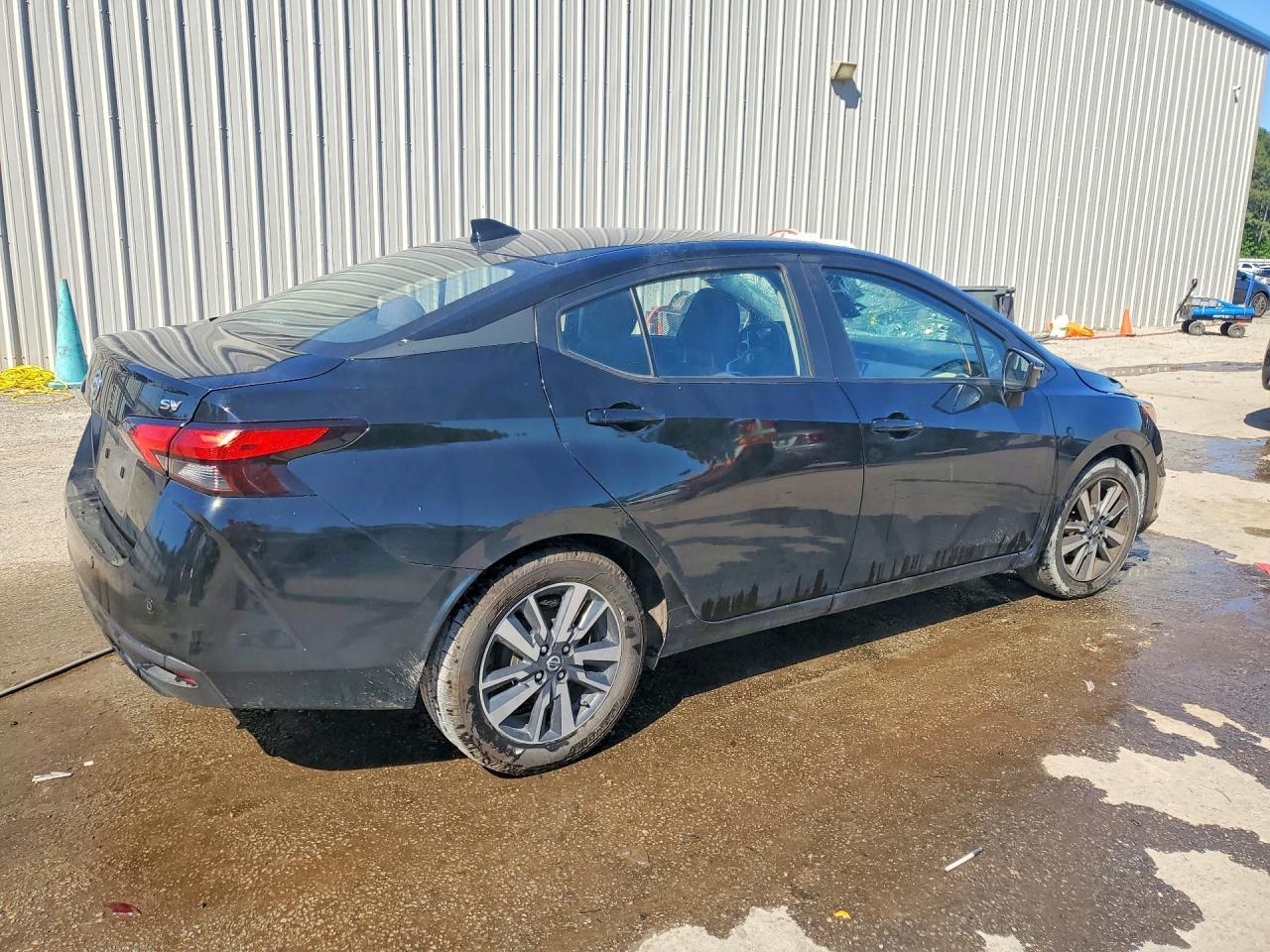 2021 Nissan Versa Sv - zdjęcie 3