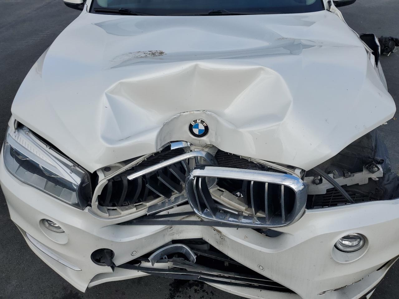 2015 BMW X5 xDrive35I - zdjęcie 12