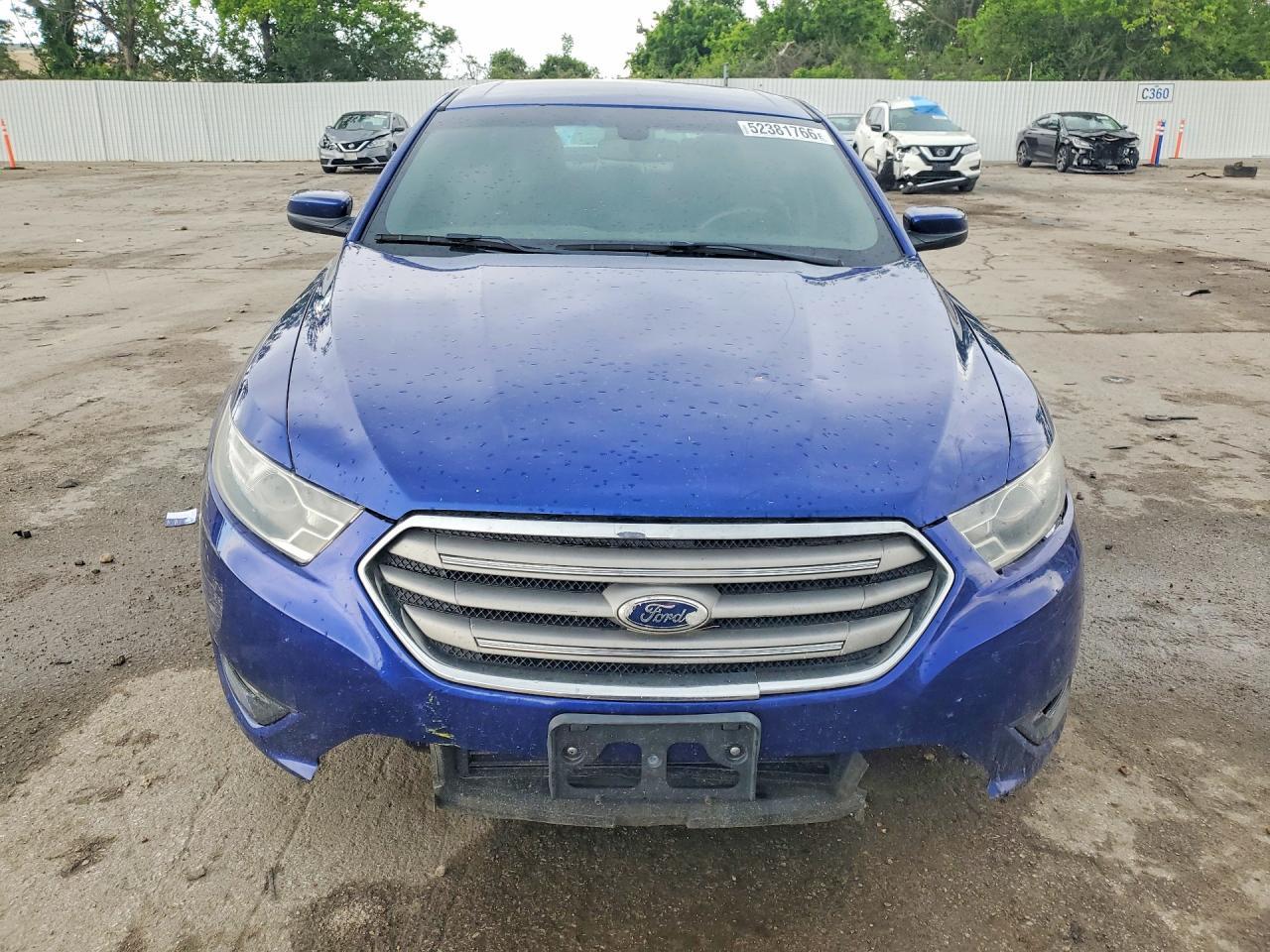 2015 Ford Taurus - zdjęcie 9