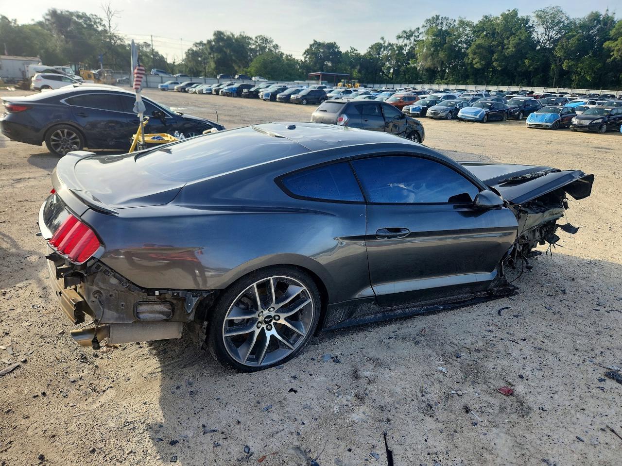 2015 Ford Mustang Cobra R - zdjęcie 3