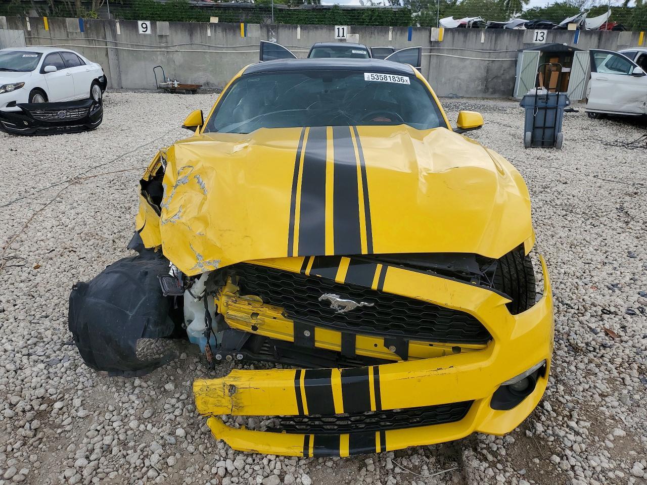 2016 Ford Mustang - zdjęcie 5