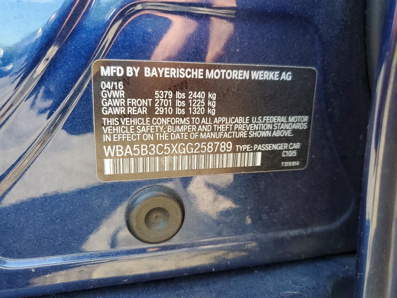 2016 BMW 535 Xi - zdjęcie 12