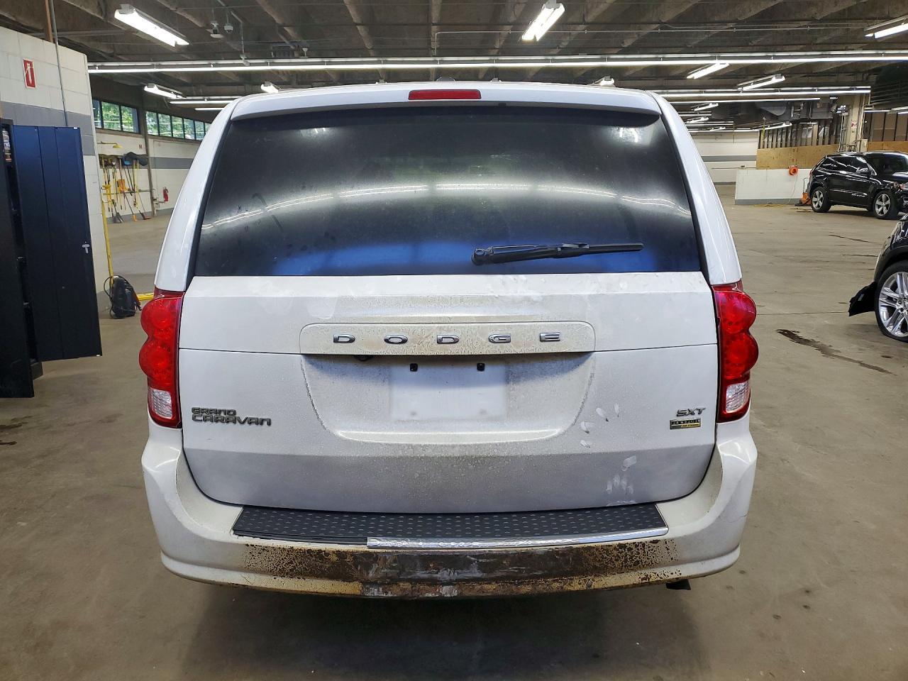 2017 Dodge Grand Caravan Sxt - zdjęcie 6