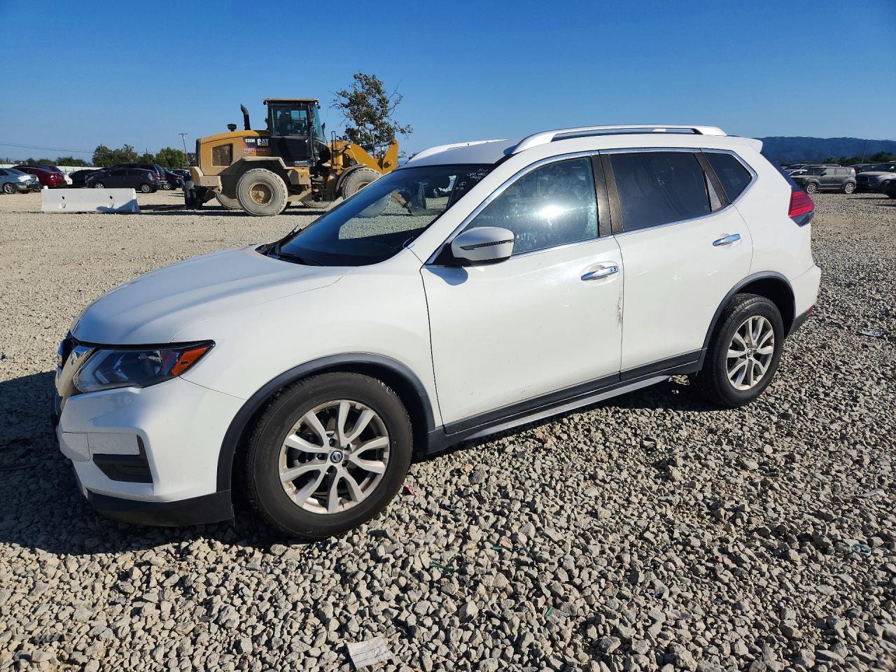 2017 Nissan Rogue Sv - zdjęcie główne