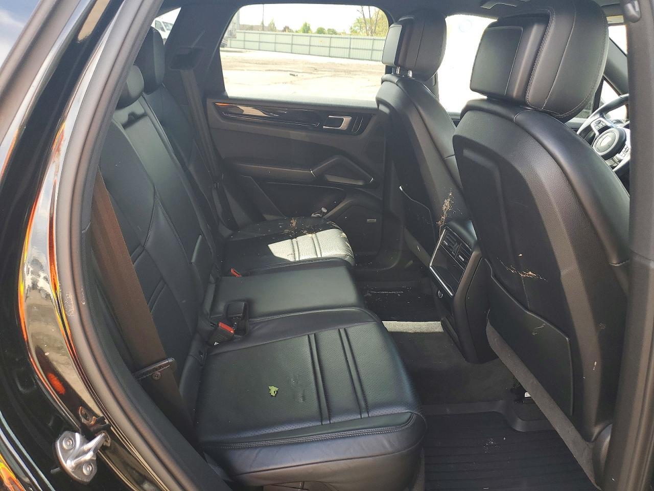 2019 Porsche Cayenne - zdjęcie 11