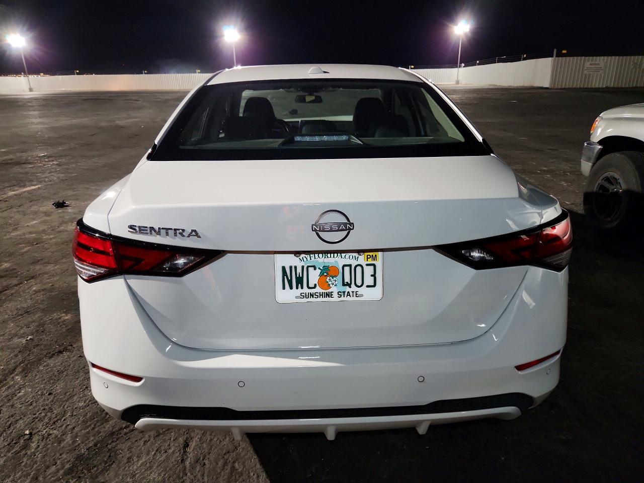 2025 Nissan Sentra Sv - zdjęcie 6