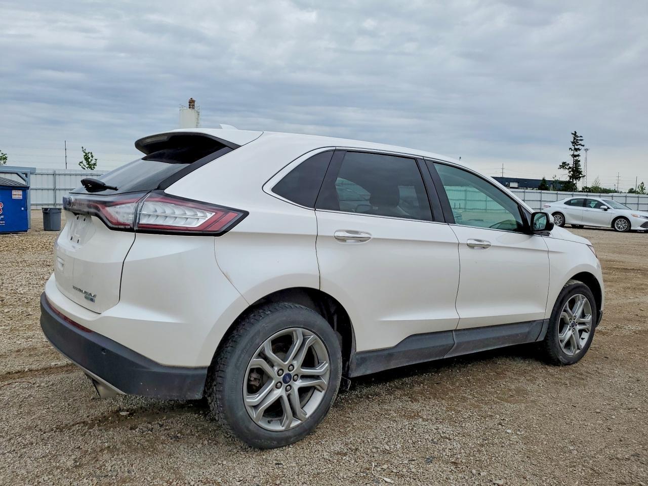 2016 Ford Edge Titanium - zdjęcie 3