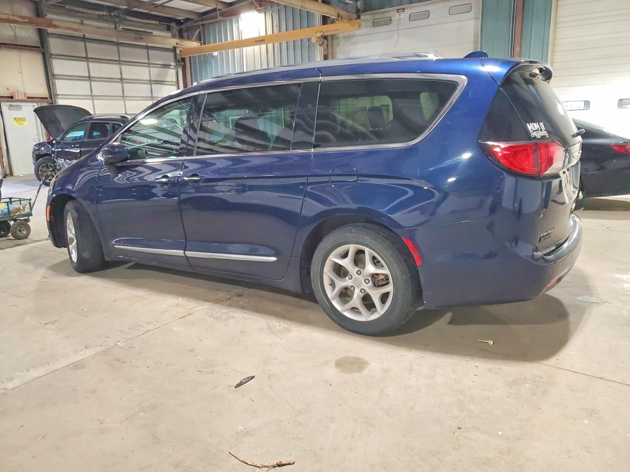 2018 Chrysler Pacifica Touring L Plus - zdjęcie 2