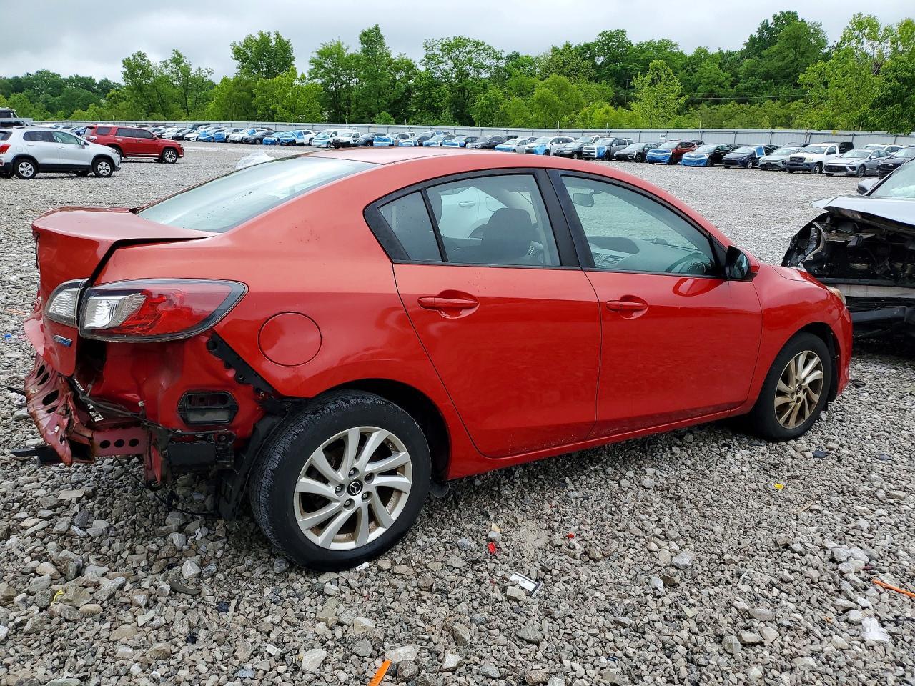 2013 Mazda 3 I - zdjęcie 3