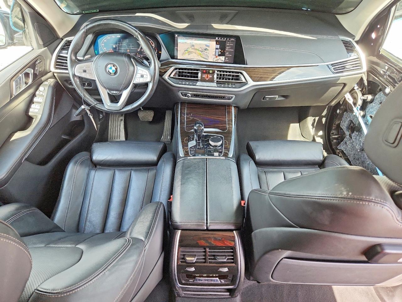 2021 BMW X7 xDrive40I - zdjęcie 8
