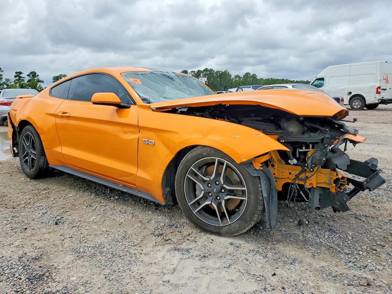 2019 Ford Mustang Gt - zdjęcie 4