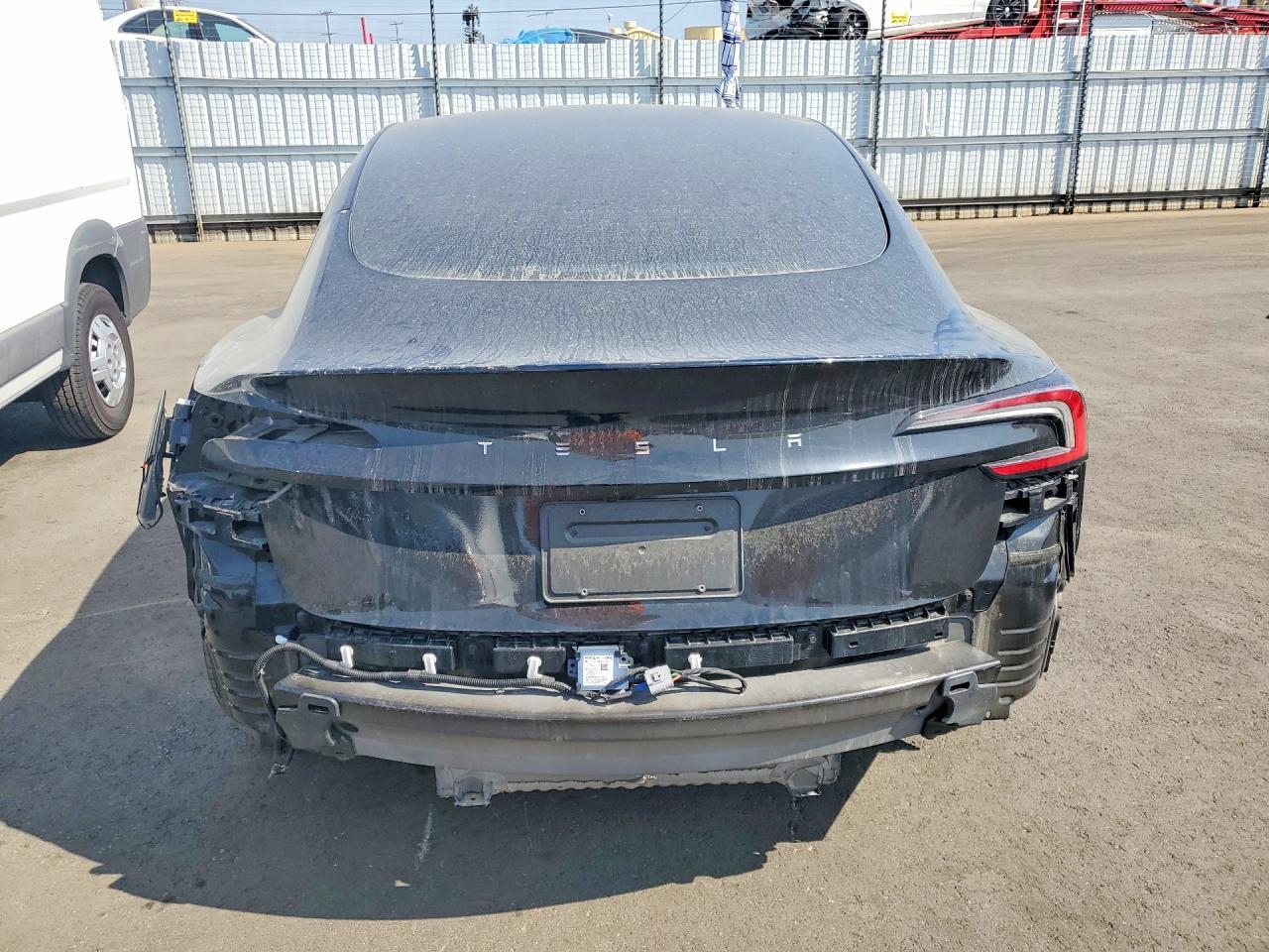 2024 Tesla Model 3 - zdjęcie 6