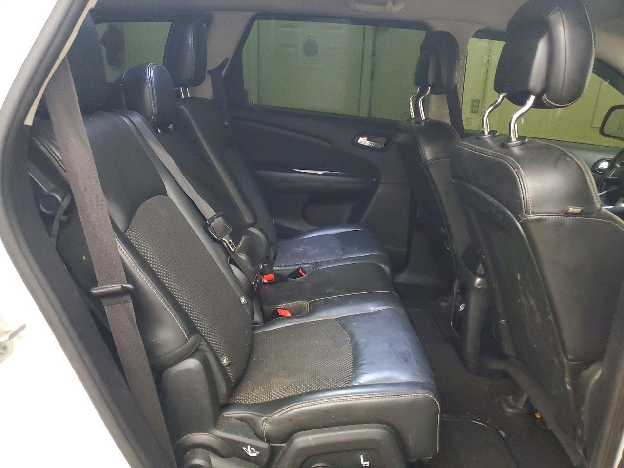2017 Dodge Journey Crossroad - zdjęcie 11