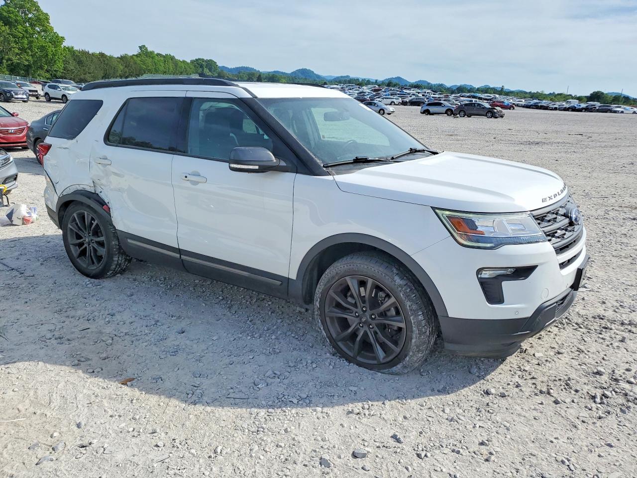 2018 Ford Explorer Xlt - zdjęcie 4