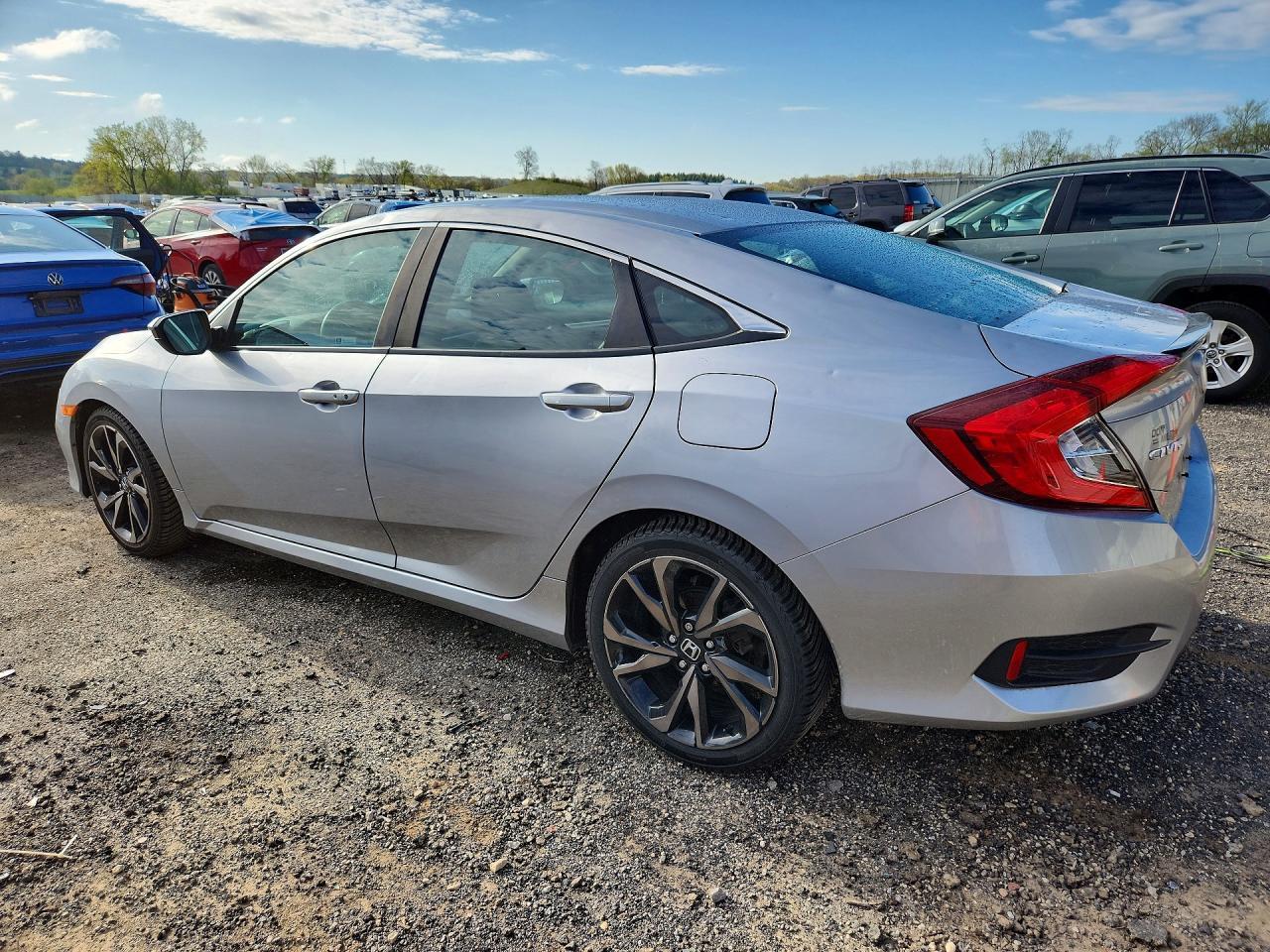 2020 Honda Civic Sport - zdjęcie 2