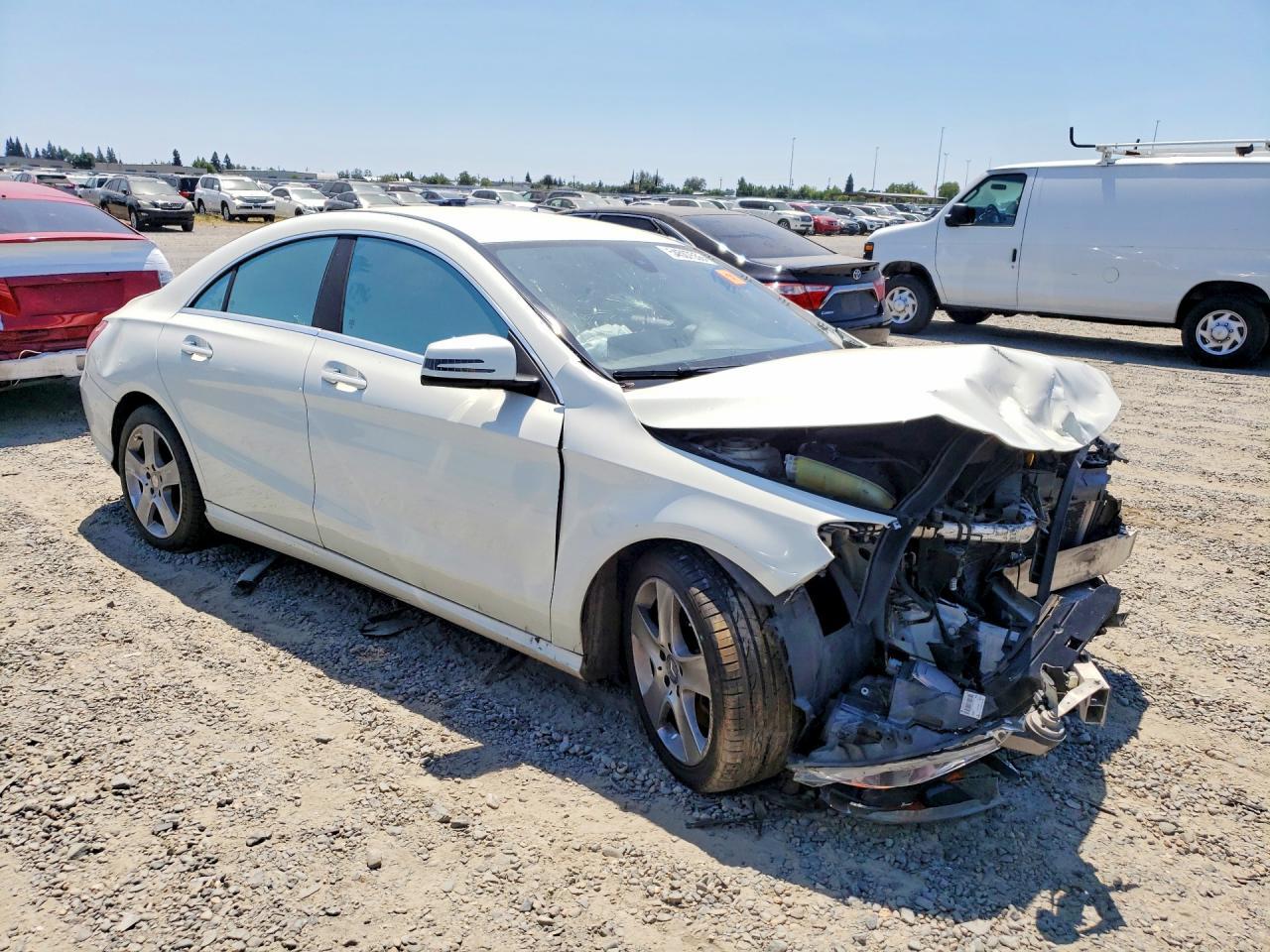 2016 Mercedes-Benz Cla 250 - zdjęcie 4