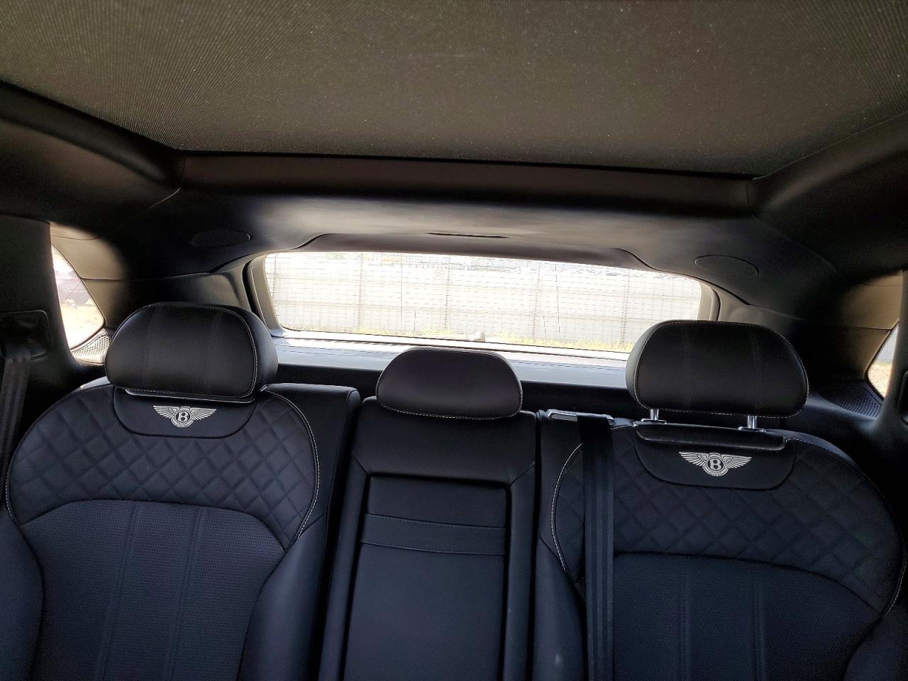 2017 Bentley Bentayga - zdjęcie 10