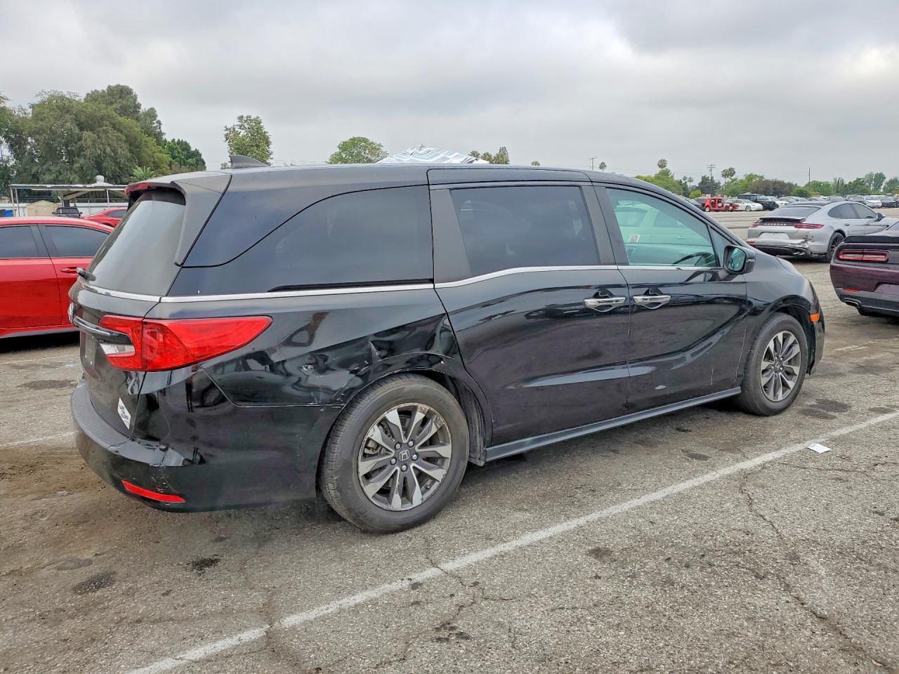 2021 Honda Odyssey Exl - zdjęcie 3