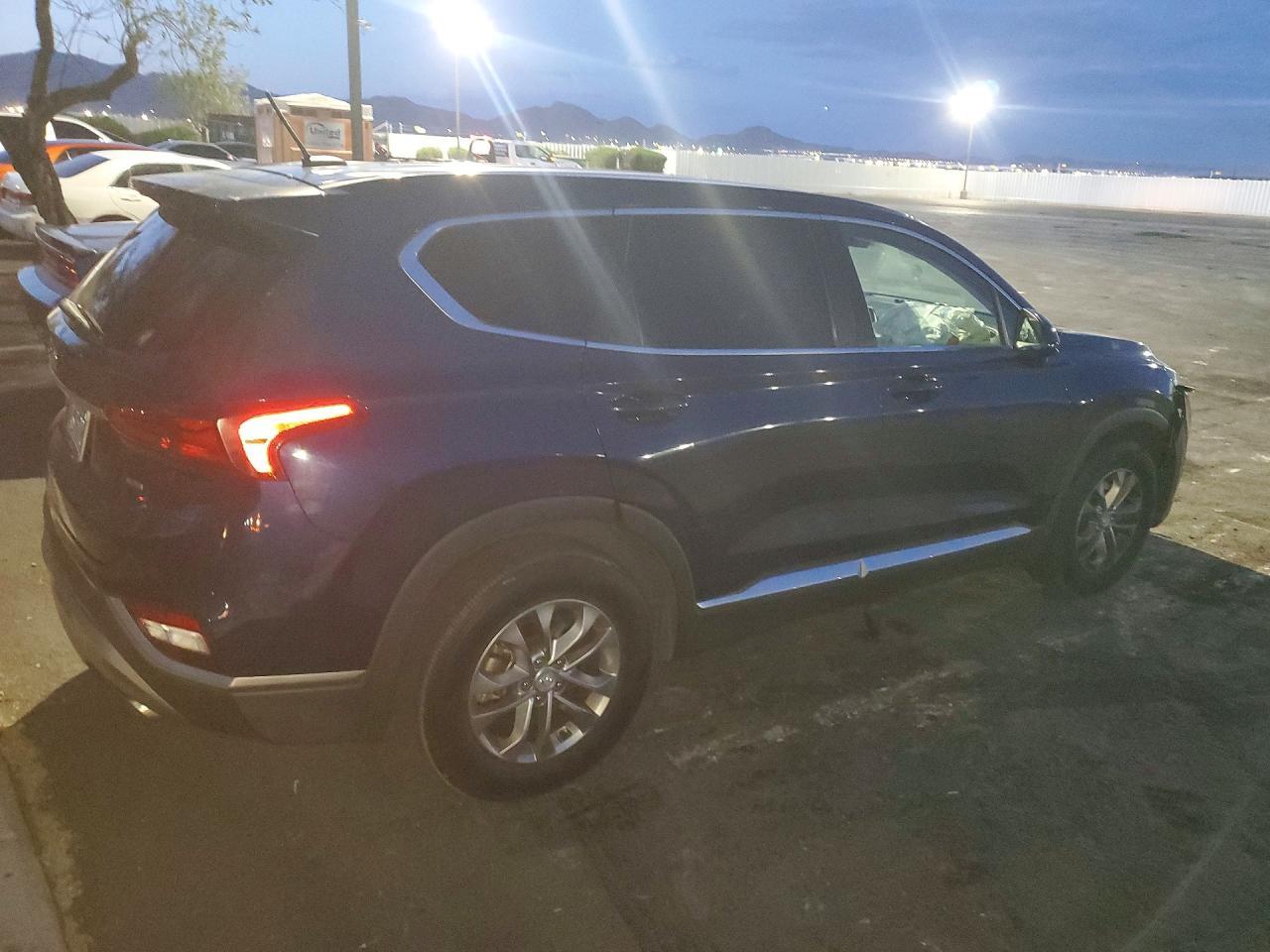 2019 Hyundai Santa Fe Se - zdjęcie 3