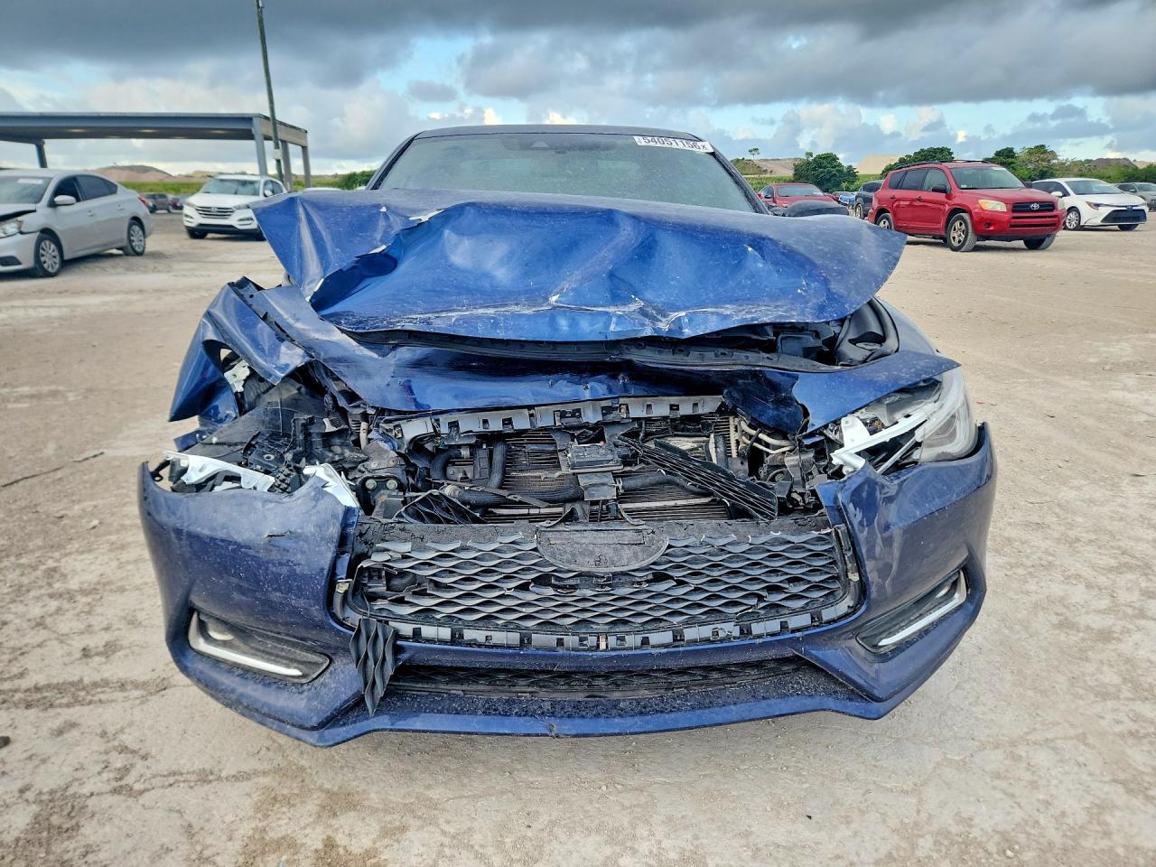 2019 Infiniti Q60 Red Sport 400 - zdjęcie 5