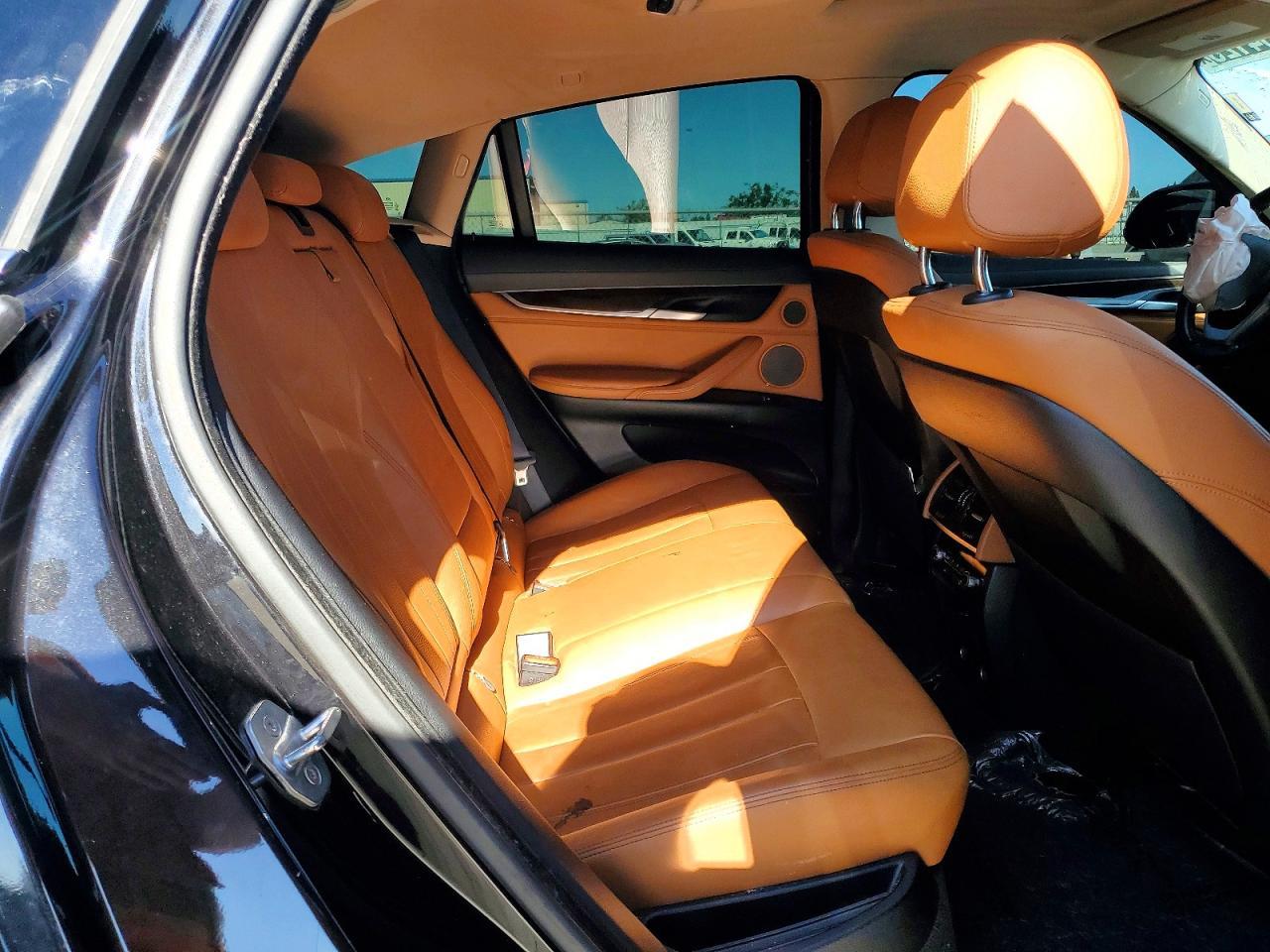 2016 BMW X6 xDrive35I - zdjęcie 11