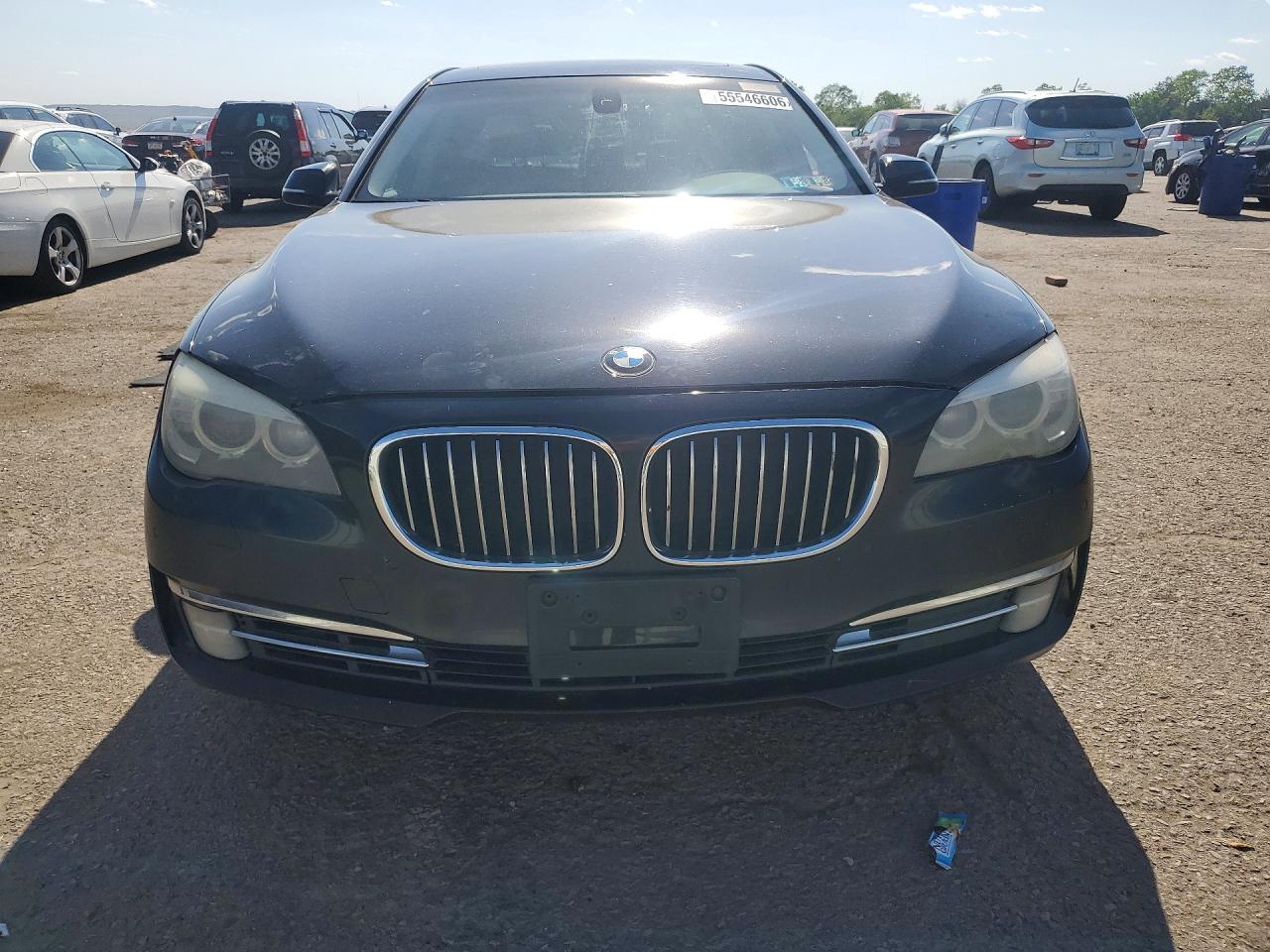 BMW Seria 7 - zdjęcie 5