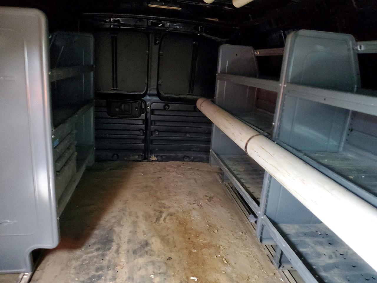 2021 Chevrolet Express G2500 - zdjęcie 10
