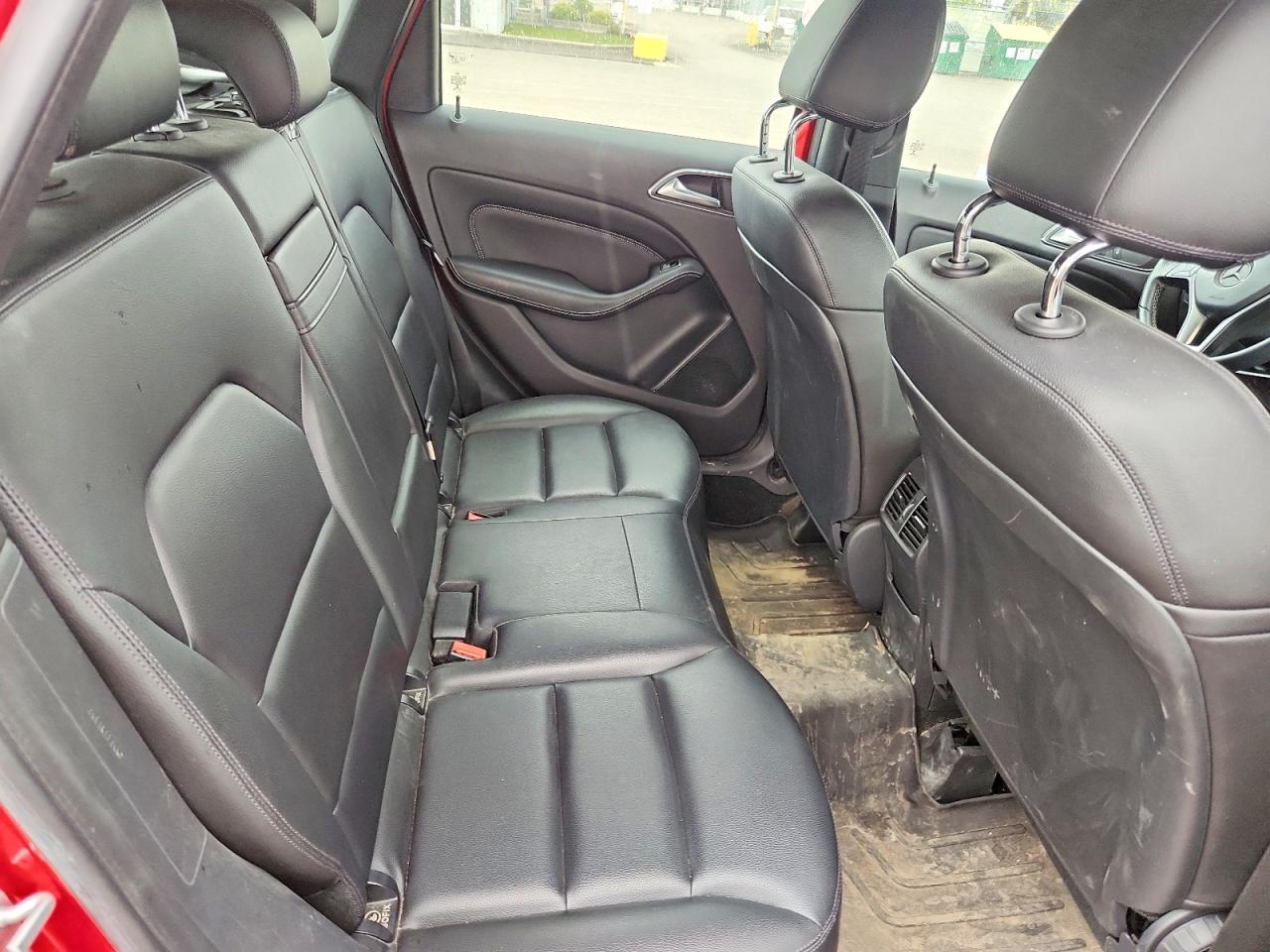 2013 Mercedes-Benz B250 - zdjęcie 10