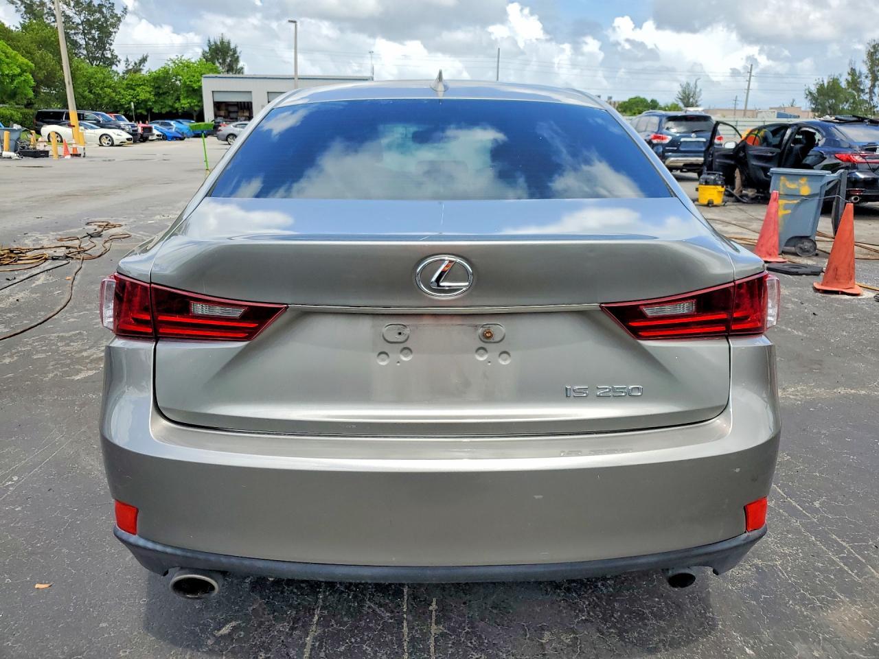 2014 Lexus Is 250 - zdjęcie 6