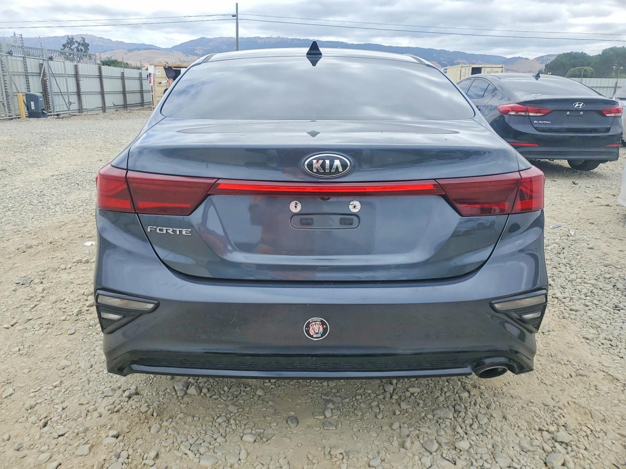2021 Kia Forte Lxs - zdjęcie 6