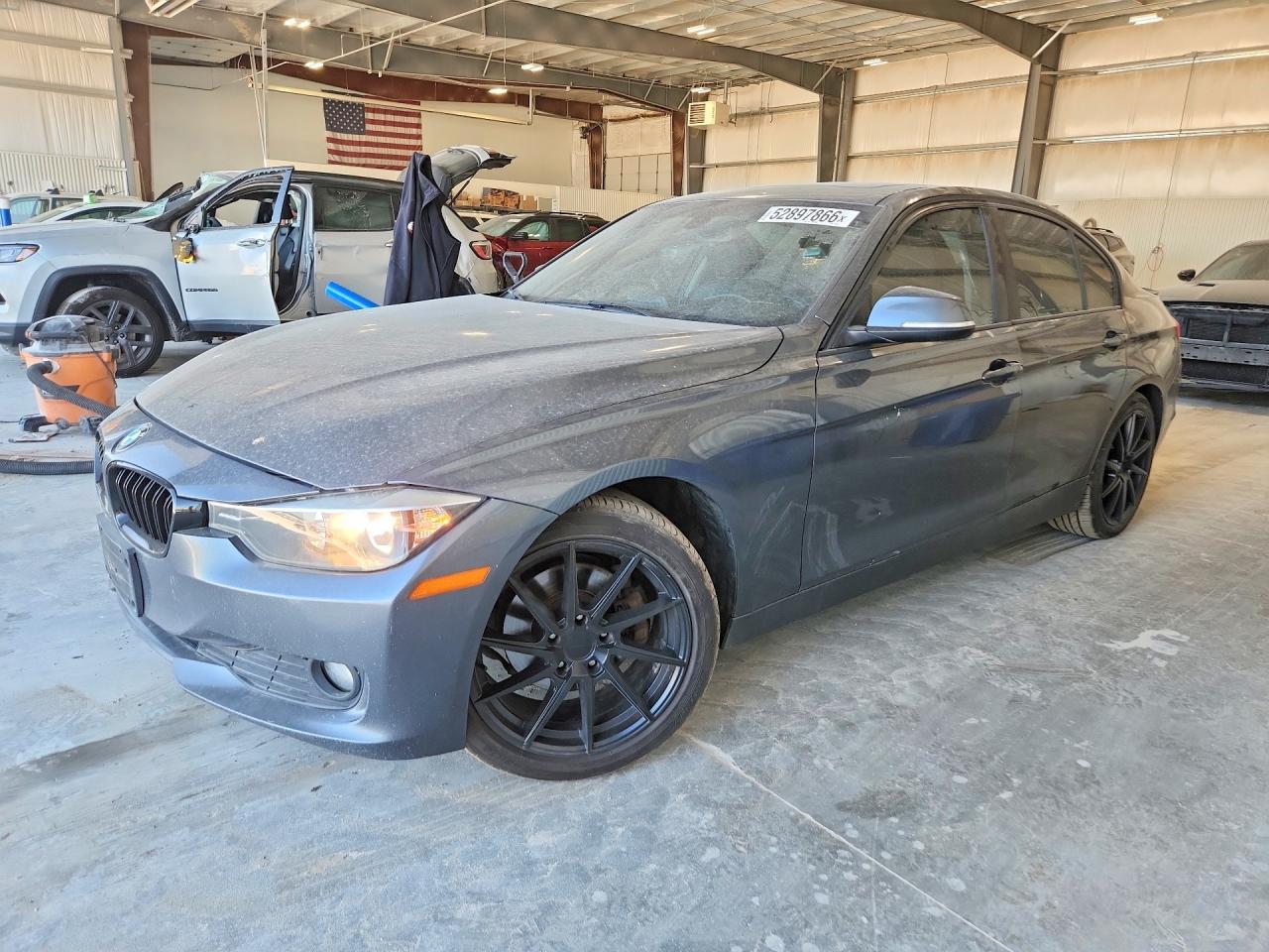 2014 BMW 320 I xDrive - zdjęcie główne
