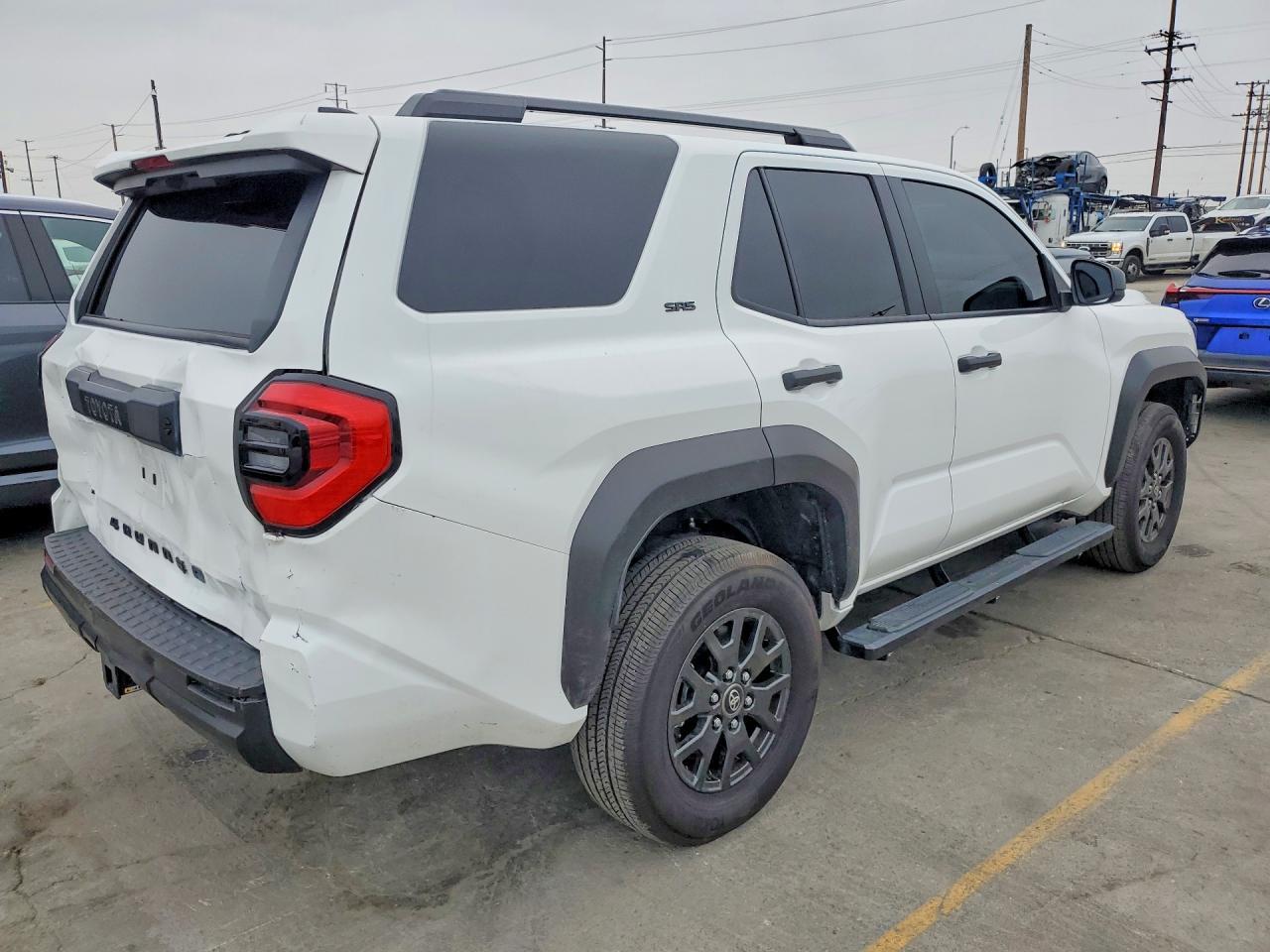 2025 Toyota 4Runner Sr5 - zdjęcie 3