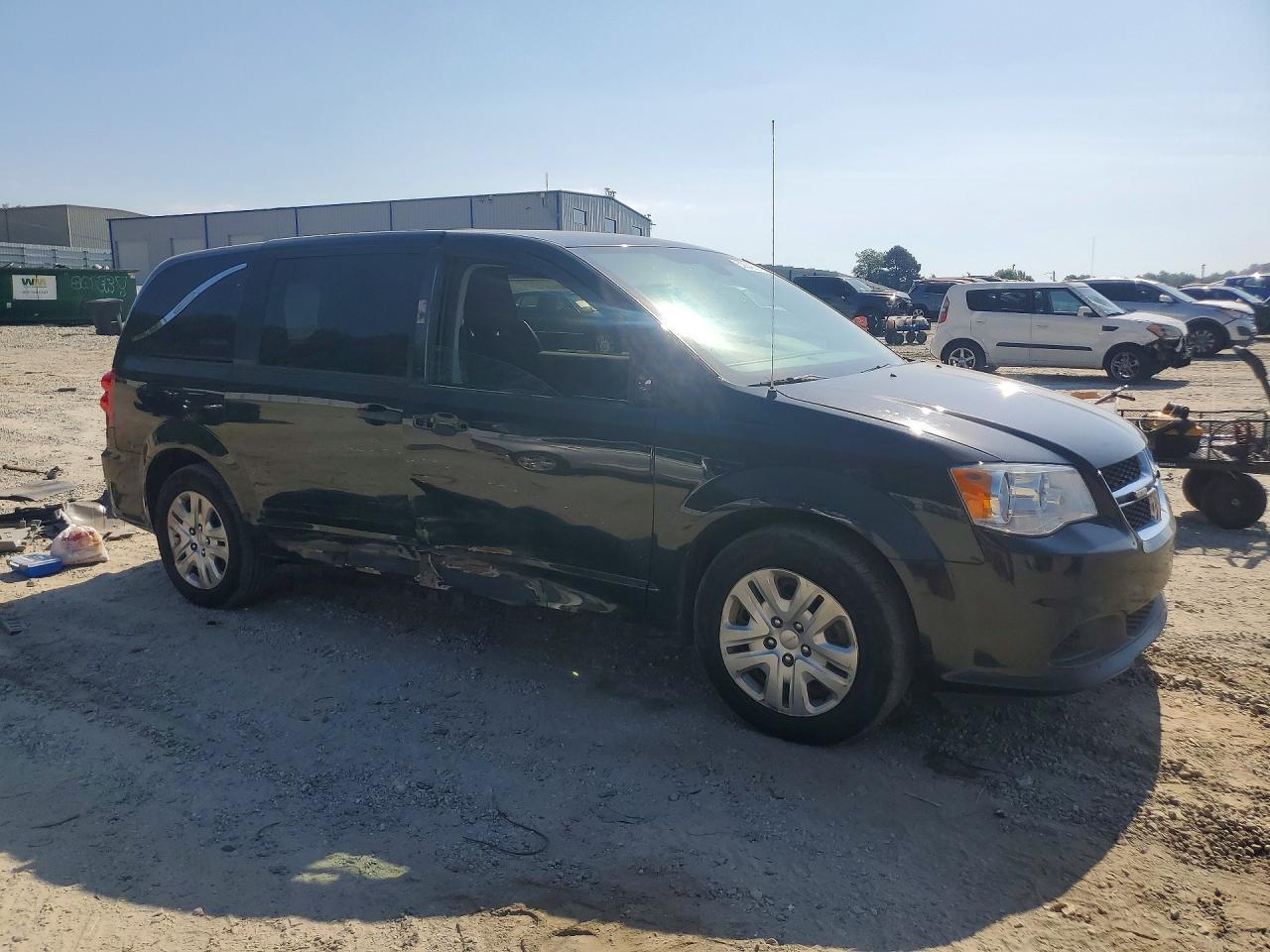 2019 Dodge Grand Caravan Se - zdjęcie 4