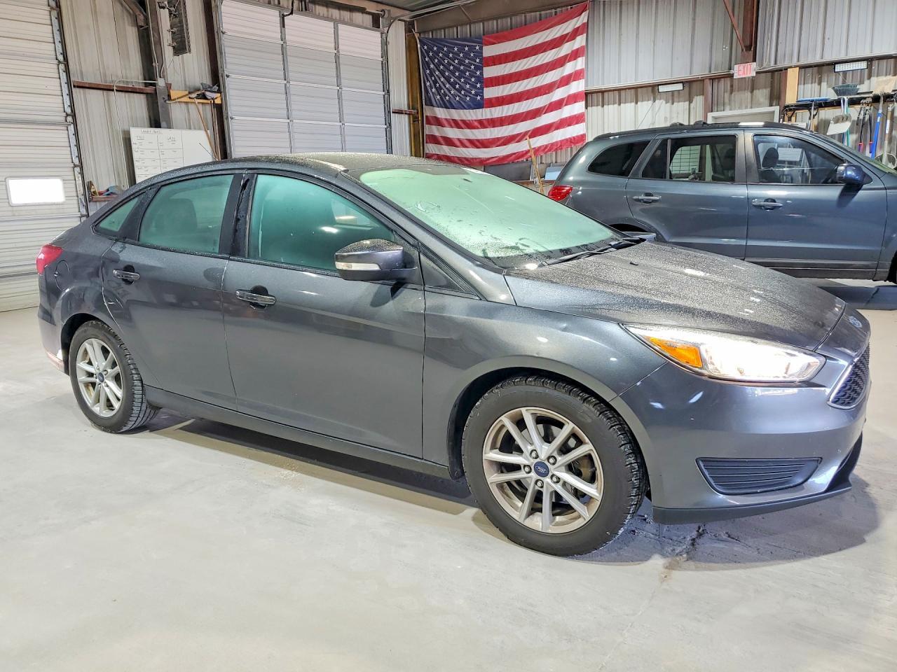 2017 Ford Focus Se - zdjęcie 4