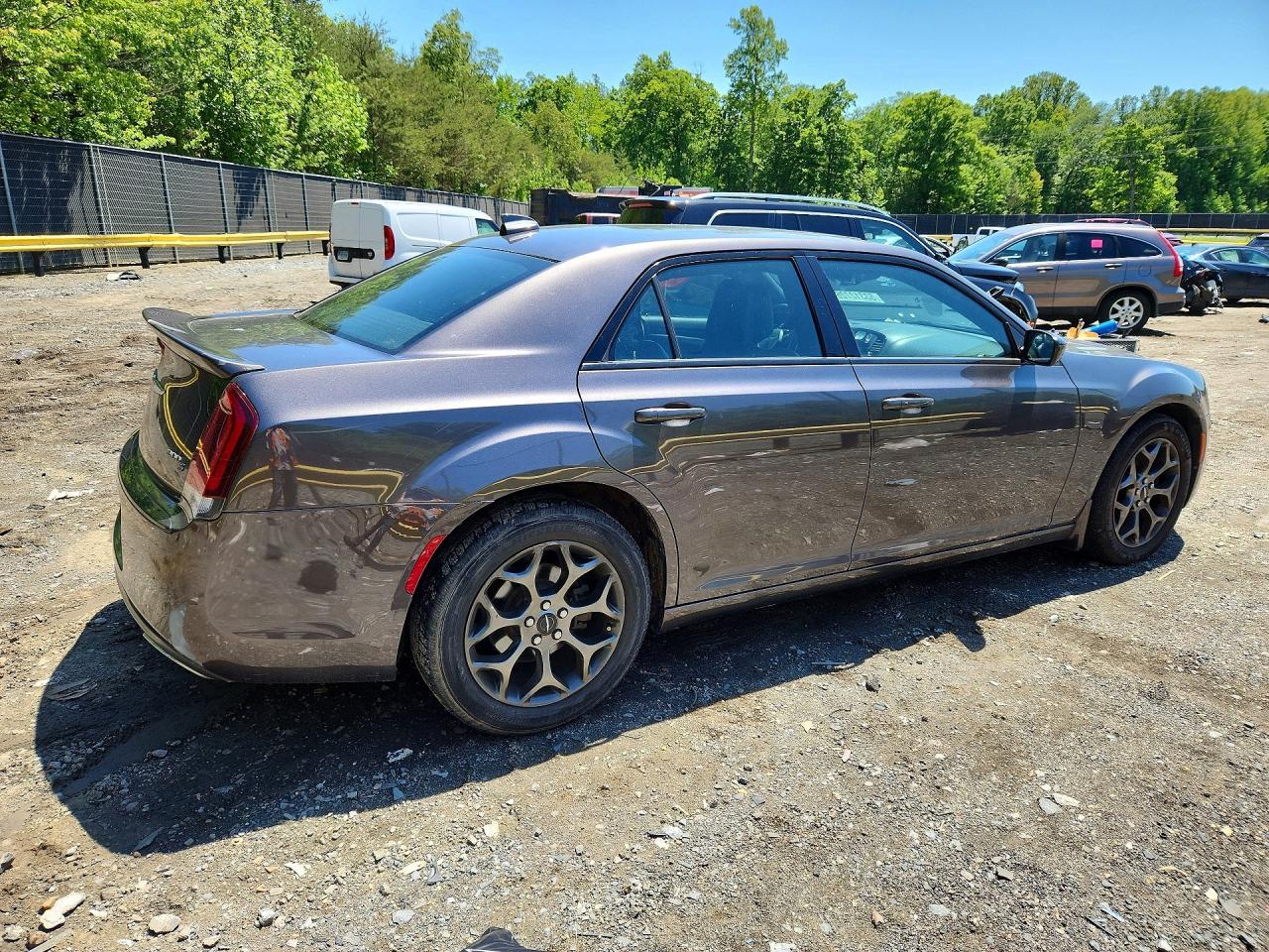 2015 Chrysler 300 S - zdjęcie 3