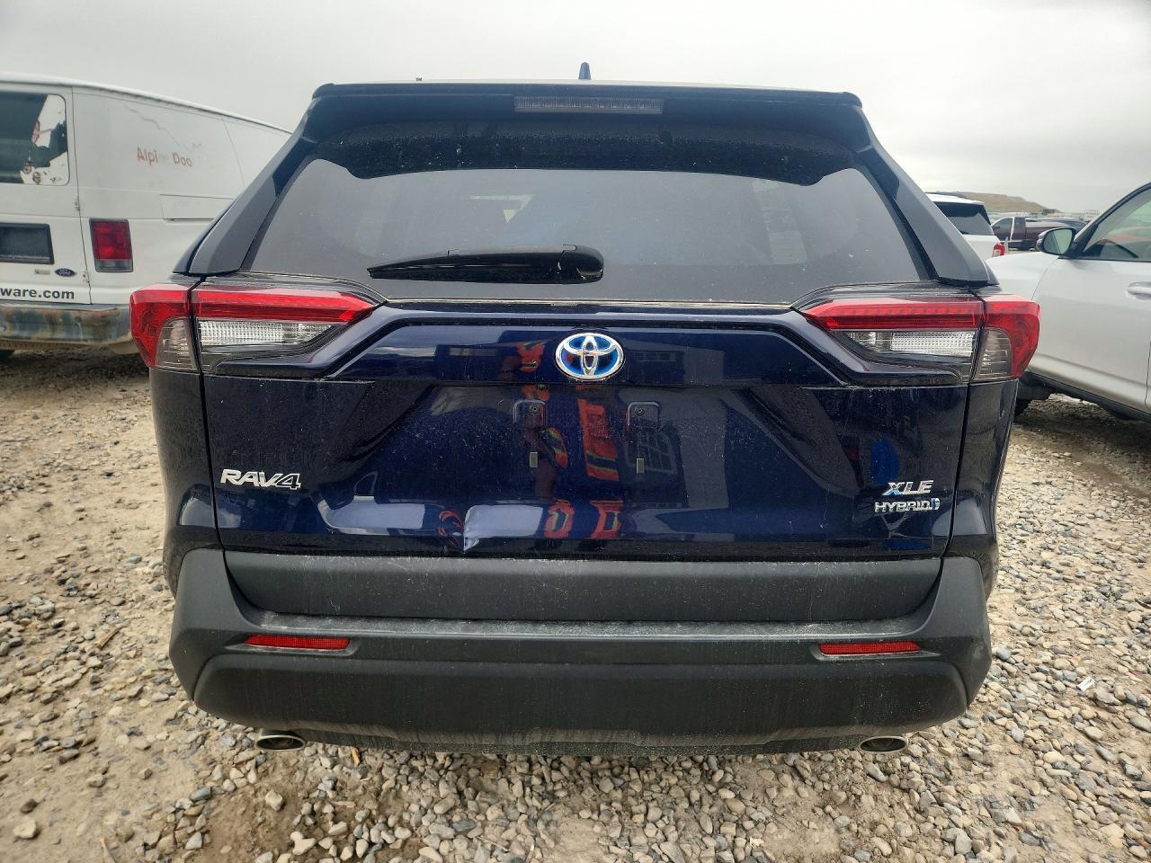 2024 Toyota Rav4 Hybrid Xle - zdjęcie 6