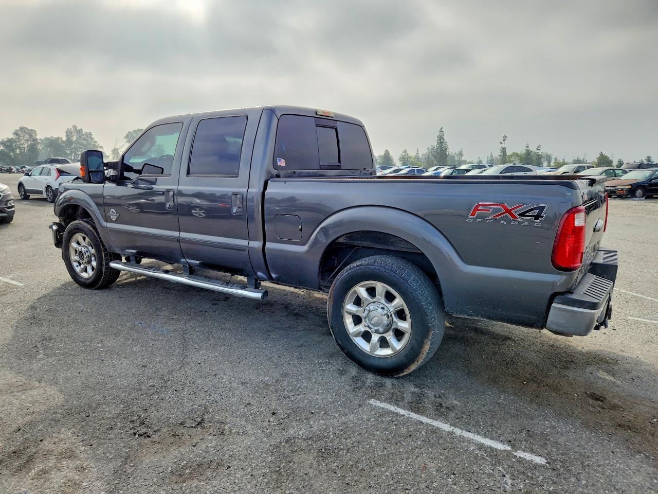 2015 Ford F250 Super Duty - zdjęcie 2