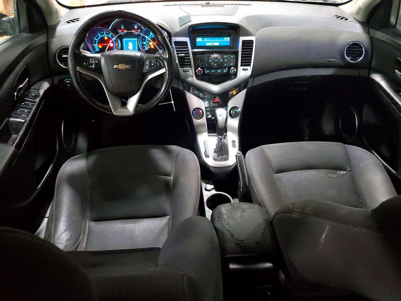 2023 Chevrolet Cruze Lt - zdjęcie 8