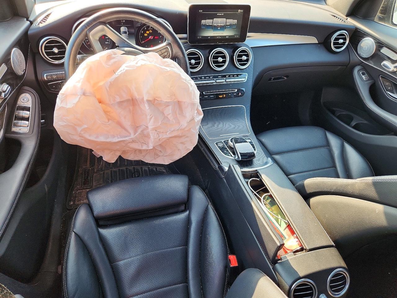 2018 Mercedes-Benz Glc 300 4Matic - zdjęcie 8