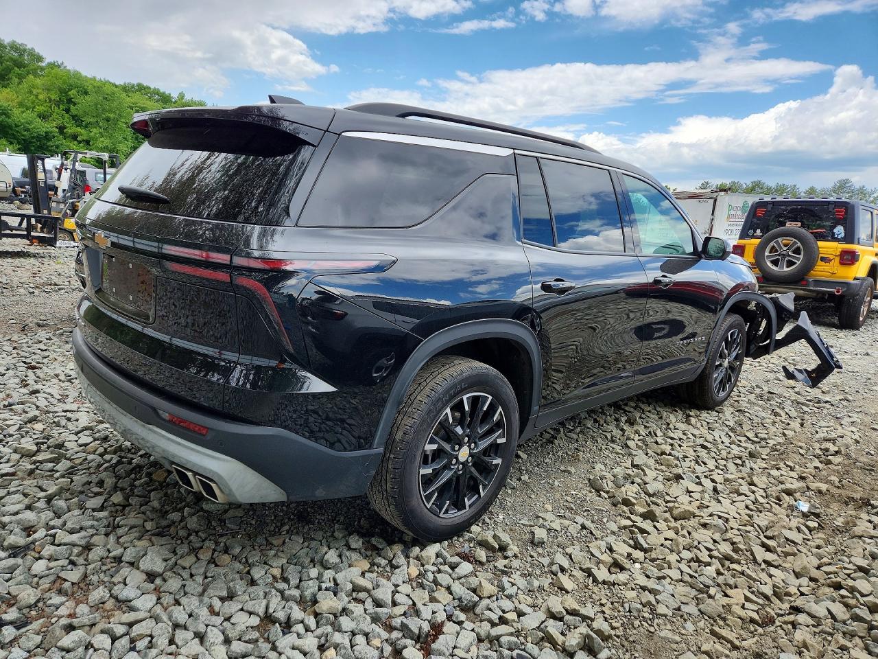 2025 Chevrolet Traverse Lt - zdjęcie 3