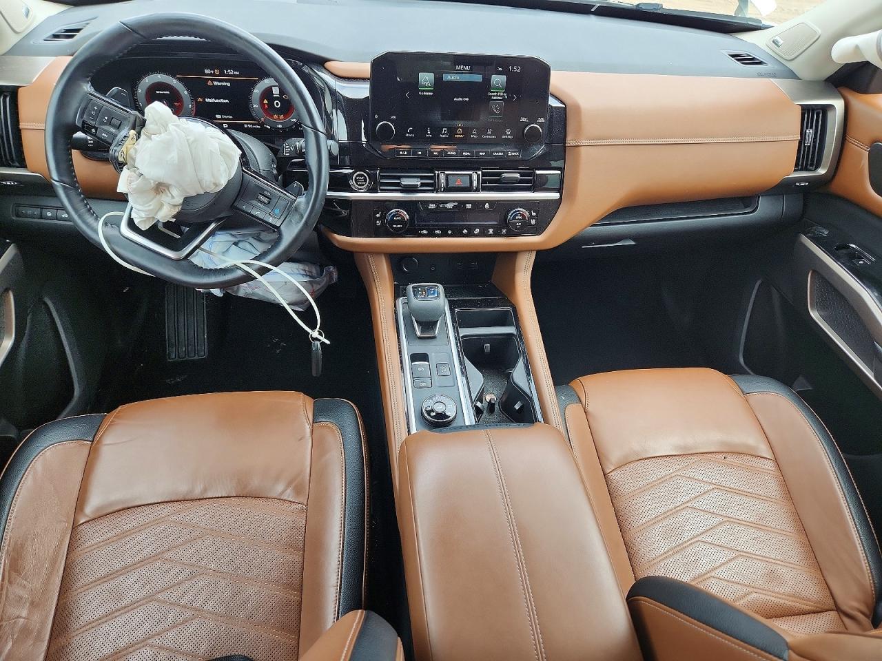 2022 Nissan Pathfinder Platinum - zdjęcie 8